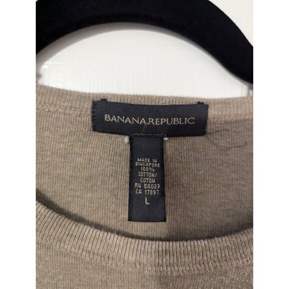Banana Republic large womens basic tan crew neck long sleeve 100% cotton shirt - Picture 3 of 3